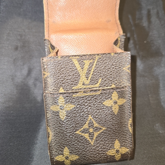 Louis Vuitton Authentic Monogram Mini Pouch - Picture 7 of 8